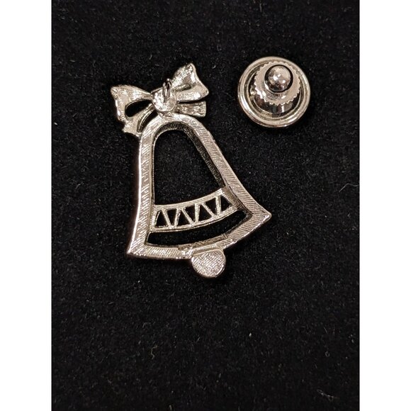 Vintage Avon Christmas Bell Silver Tone Pin Brooch Pin - Picture 2 of 8